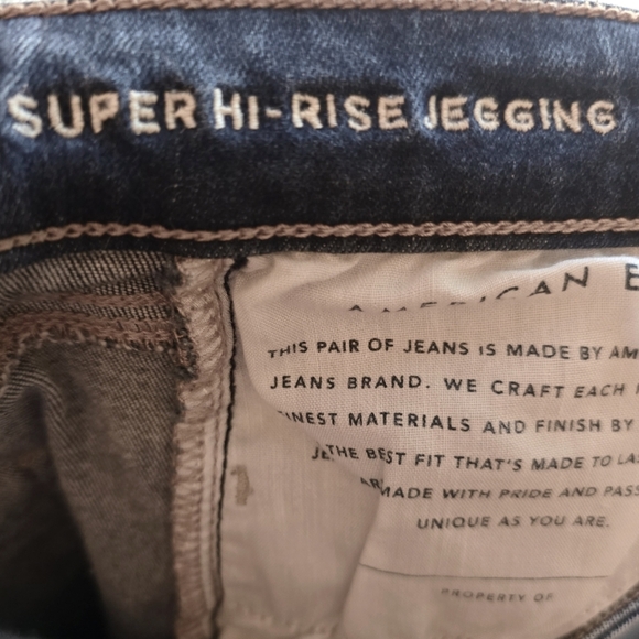 AMERICAN EAGLE Next Level Super High Rise Jegging Distressed Blue Jeans Women 4R - Picture 7 of 11